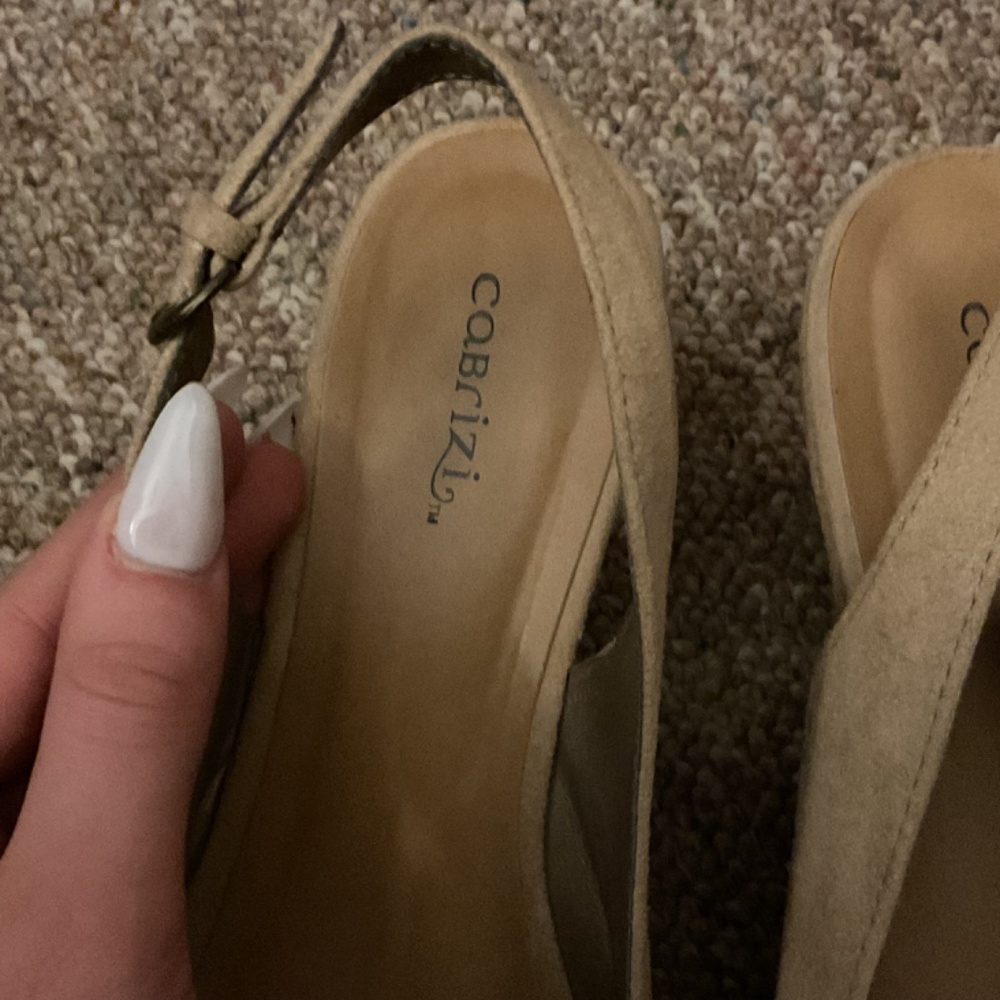 tan suede wedge heels - Picture 4 of 6